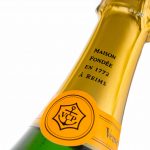 Veuve Clicquot neck 50